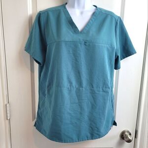 FIGS Technical Collection Vneck Top